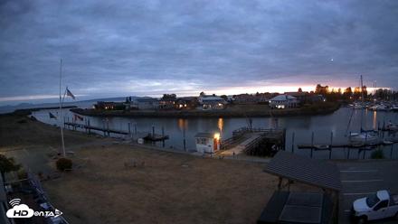 Point Roberts Marina SW Live Webcam - Sep 7, 2026, 8:10pm PDT