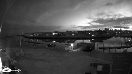 Point Roberts Marina SW Live Webcam - Sep 10, 2026, 8:21pm PDT