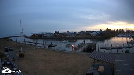 Point Roberts Marina SW Live Webcam - Sep 11, 2026, 7:53pm PDT