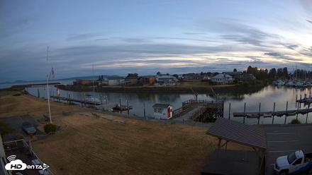 Point Roberts Marina SW Live Webcam - Jun 7, 2026, 9:22pm PDT