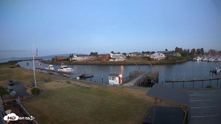 Point Roberts Marina SW Live Webcam - May 28, 2026, 4:44am PDT