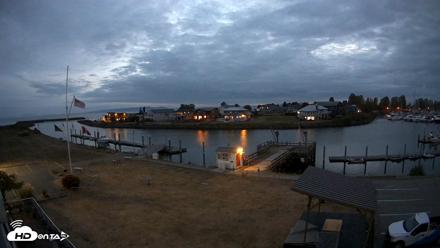 Point Roberts Marina SW Live Webcam - Sep 14, 2026, 7:59pm PDT