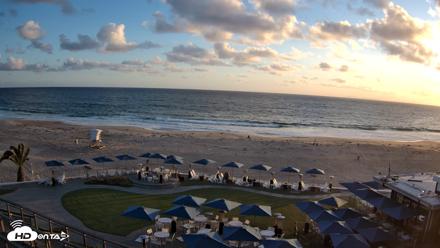 Monarch Bay Beach Club Live Webcam - Apr 13, 2026, 7:02pm PDT