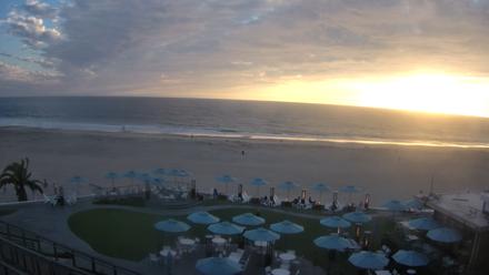 Monarch Bay Beach Club Live Webcam - Oct 9, 2025, 5:53pm PDT