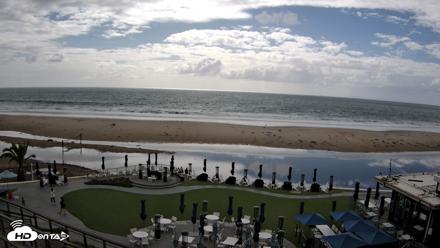 Monarch Bay Beach Club Live Webcam - Oct 12, 2026, 2:58pm PDT