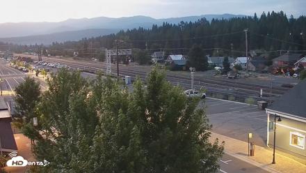 Downtown Truckee California Live Webcam - Jul 21, 2026, 5:27am PDT