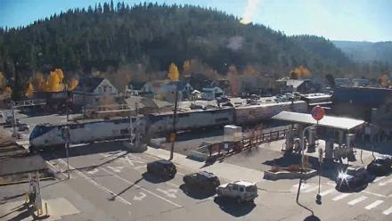 Downtown Truckee California Live Webcam - Nov 3, 2025, 1:56pm PST