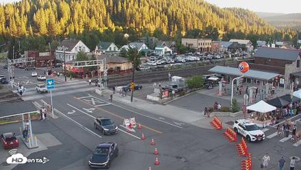 Downtown Truckee California Live Webcam - Jul 23, 2026, 7:42pm PDT