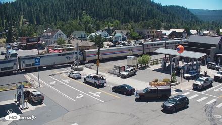 Downtown Truckee California Live Webcam - Aug 6, 2026, 2:08pm PDT