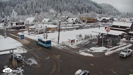 Downtown Truckee California Live Webcam - Apr 13, 2026, 7:38am PDT