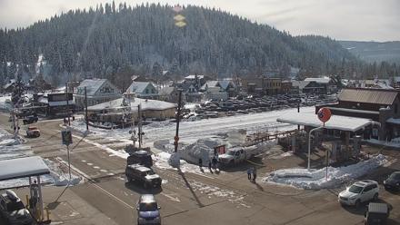 Downtown Truckee California Live Webcam - Dec 30, 2025, 12:44pm PST