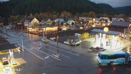 Downtown Truckee California Live Webcam - Oct 23, 2026, 7:01am PDT