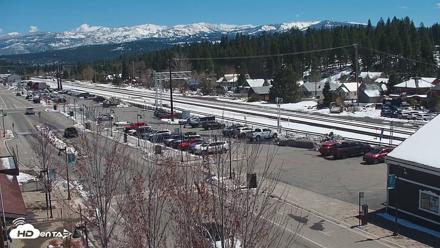 Downtown Truckee California Live Webcam - Apr 14, 2026, 12:42pm PDT