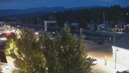Downtown Truckee California Live Webcam - Aug 16, 2026, 8:29pm PDT