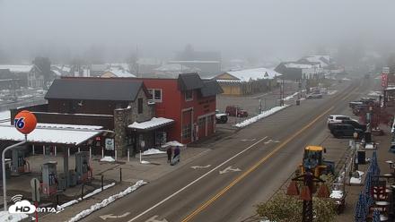 Downtown Truckee California Live Webcam - Apr 14, 2026, 7:28am PDT