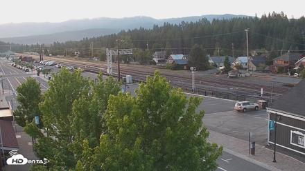 Downtown Truckee California Live Webcam - Jun 8, 2026, 5:49am PDT
