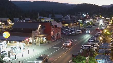 Downtown Truckee California Live Webcam - Aug 8, 2026, 8:32pm PDT