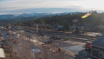 Downtown Truckee California Live Webcam - Dec 23, 2025, 8:45am PST
