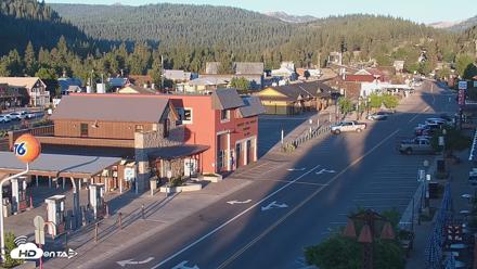 Downtown Truckee California Live Webcam - Jun 21, 2026, 6:05am PDT