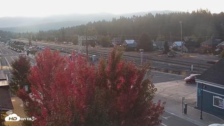 Downtown Truckee California Live Webcam - Sep 19, 2026, 6:27am PDT