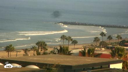 North Manhattan Beach Roving Surf Cam - Jul 30, 2026, 7:20am PDT