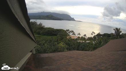 Hanalei Bay Resort - Kauai Hawaii Live Webcam - Aug 5, 2026, 6:54pm HST