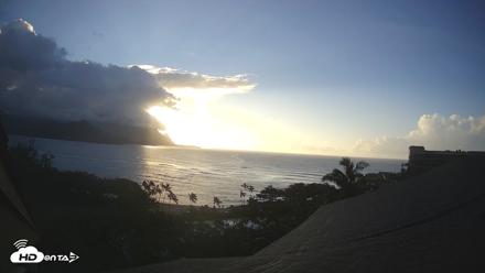 Hanalei Bay Resort - Kauai Hawaii Live Webcam - Sep 22, 2026, 5:50pm HST