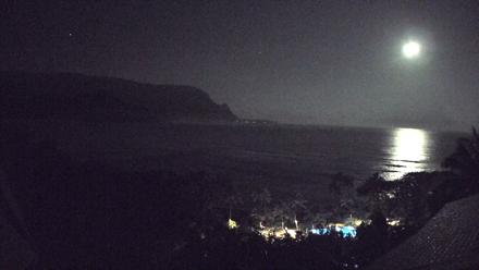 Hanalei Bay Resort - Kauai Hawaii Live Webcam - Jan 29, 2026, 3:31am HST