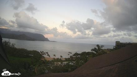 Hanalei Bay Resort - Kauai Hawaii Live Webcam - Sep 24, 2026, 6:28am HST