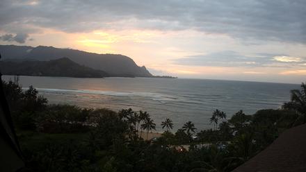 Hanalei Bay Resort - Kauai Hawaii Live Webcam - Mar 6, 2026, 6:44pm HST