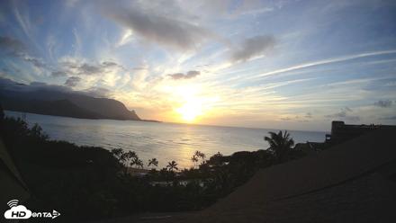 Hanalei Bay Resort - Kauai Hawaii Live Webcam - Aug 17, 2026, 7:00pm HST
