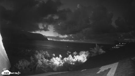 Hanalei Bay Resort - Kauai Hawaii Live Webcam - Oct 21, 2026, 6:48pm HST