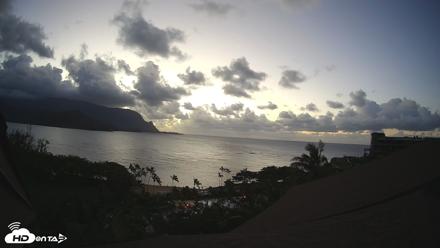 Hanalei Bay Resort - Kauai Hawaii Live Webcam - Oct 4, 2026, 6:36pm HST
