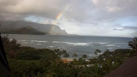 Hanalei Bay Resort - Kauai Hawaii Live Webcam - Dec 23, 2025, 8:24am HST