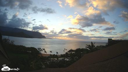 Hanalei Bay Resort - Kauai Hawaii Live Webcam - Sep 30, 2026, 6:16pm HST