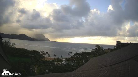 Hanalei Bay Resort - Kauai Hawaii Live Webcam - Oct 16, 2026, 5:29pm HST