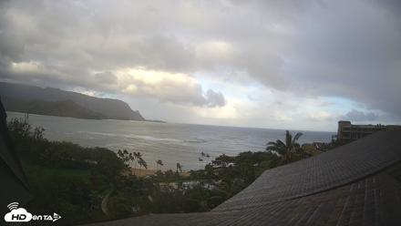 Hanalei Bay Resort - Kauai Hawaii Live Webcam - Sep 27, 2026, 7:29am HST