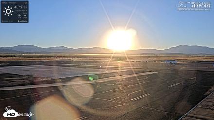 Minden-Tahoe Airport Live Webcam - Oct 7, 2026, 7:29am PDT