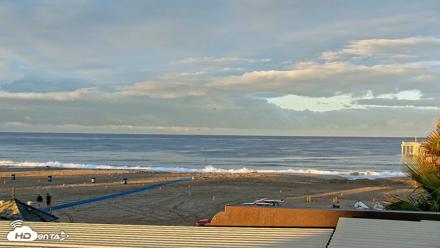 Hermosa Beach Pier South Live Webcam - Oct 23, 2026, 7:24am PDT