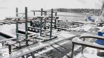 Obexer's Marina Lake Tahoe Live Webcam - Apr 12, 2026, 8:28am PDT