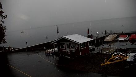 Obexer's Marina Lake Tahoe Live Webcam - Oct 15, 2025, 7:14am PDT
