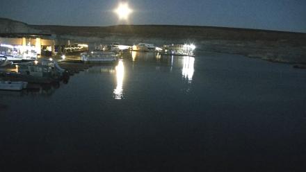 Lake Powell Antelope Point Marina Live Webcam - Dec 4, 2025, 6:39am MST