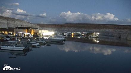 Lake Powell Antelope Point Marina Live Webcam - Sep 14, 2026, 5:39am MST