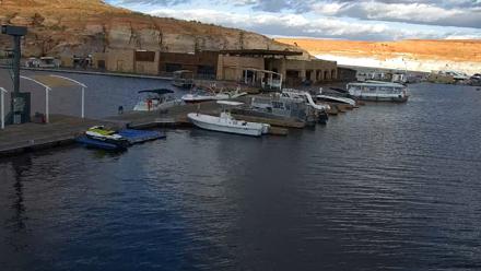 Lake Powell Antelope Point Marina Live Webcam - Oct 15, 2025, 7:28am MST