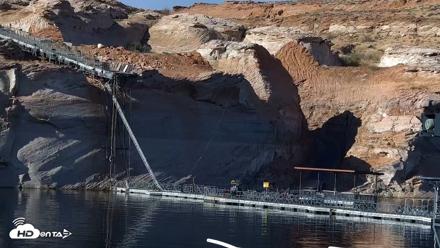 Lake Powell Antelope Point Marina Live Webcam - Oct 9, 2026, 9:01am MST