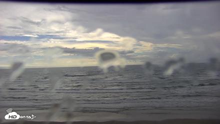 Gulf Shores - Port Aransas Live Beach Cam - Oct 2, 2026, 9:35am CDT