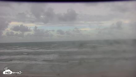 Gulf Shores - Port Aransas Live Beach Cam - Oct 1, 2026, 6:30pm CDT