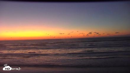 Gulf Shores - Port Aransas Live Beach Cam - Oct 10, 2026, 7:01am CDT
