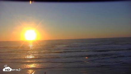 Gulf Shores - Port Aransas Live Beach Cam - Oct 9, 2026, 7:40am CDT