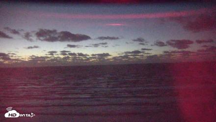 Gulf Shores - Port Aransas Live Beach Cam - Oct 11, 2026, 6:44am CDT